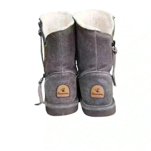 Bearpaw Distressed Mimi Chesnut Boot - Picture 5 of 6